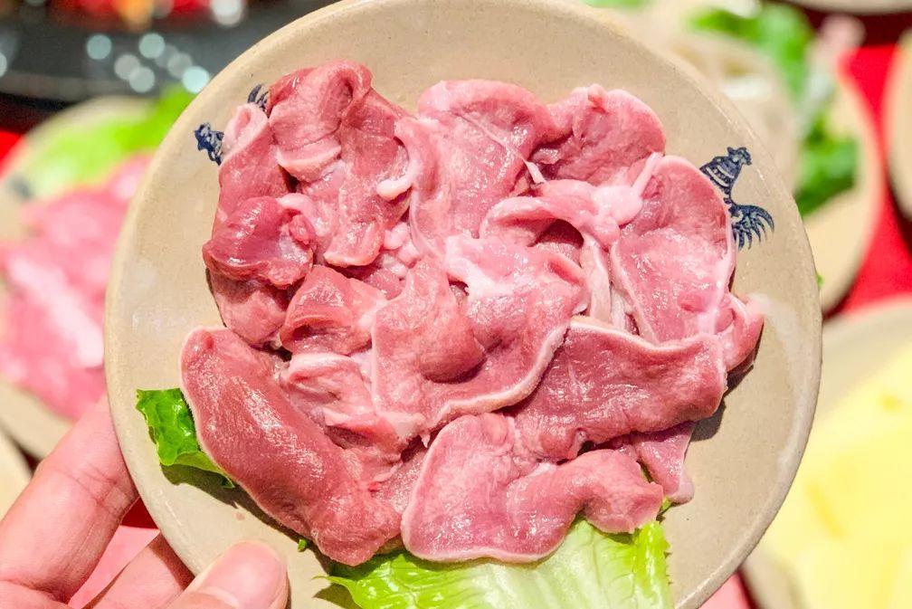 小巷深處的最新火鍋菜品，味覺盛宴的驚喜探索