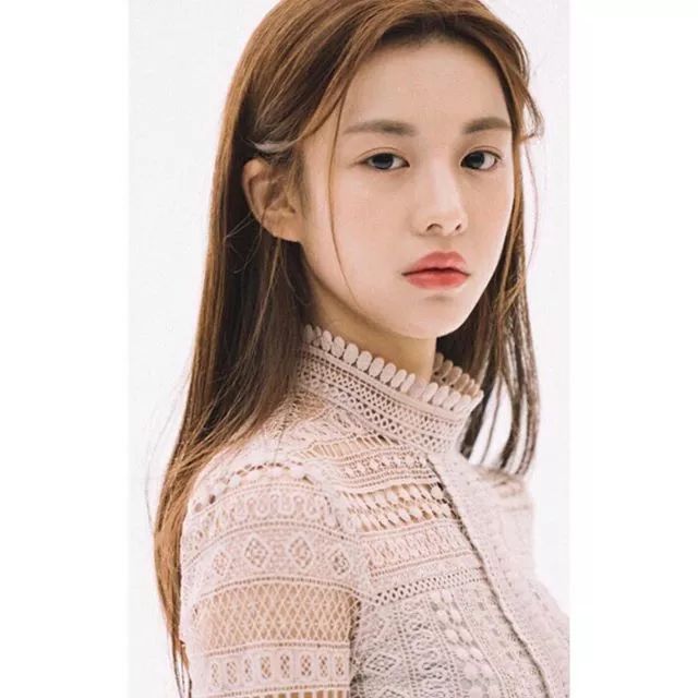 全智賢最新Instagram動(dòng)態(tài)，自然之旅探索內(nèi)心平和之美