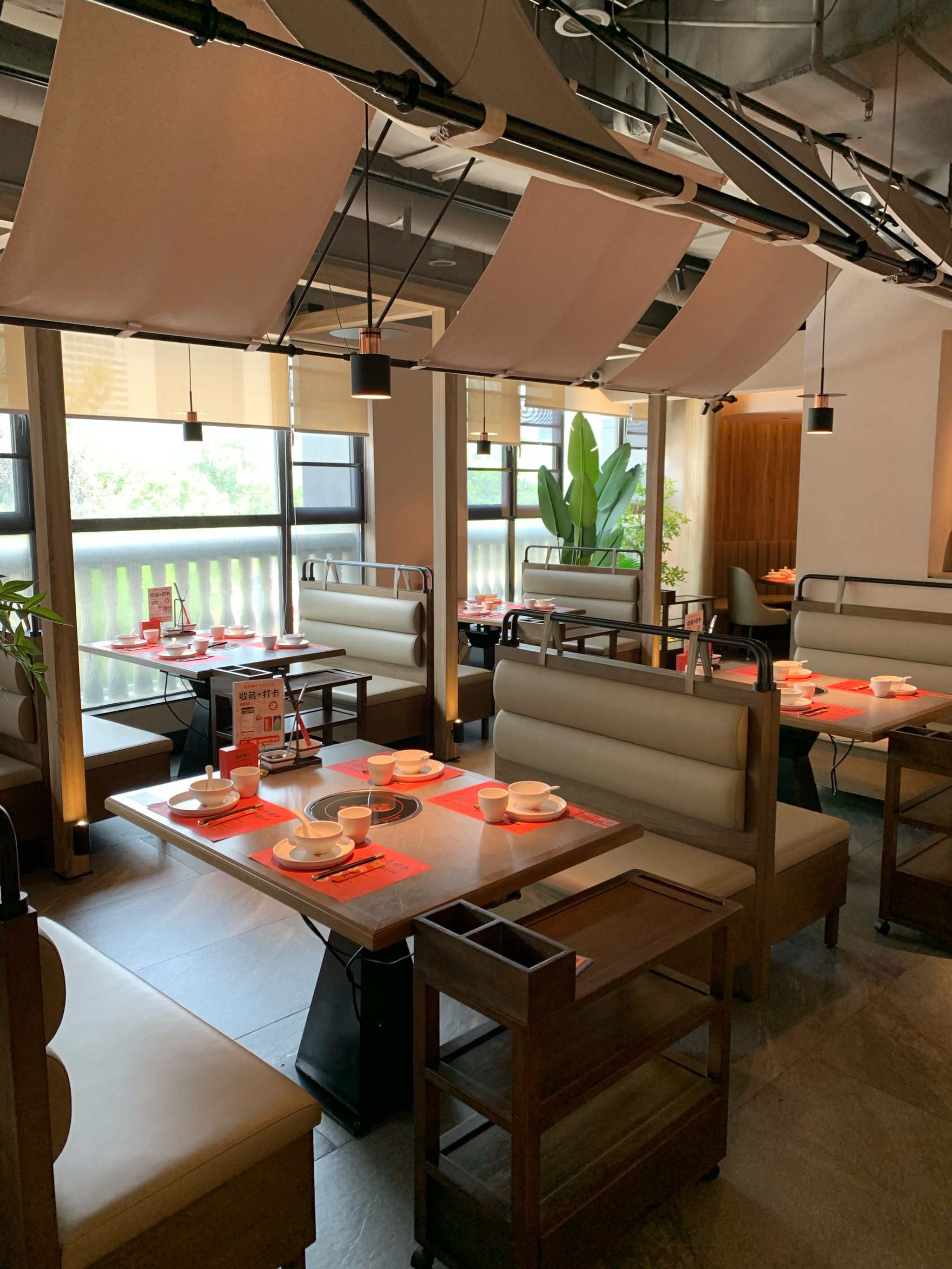 ??餐廳新動(dòng)態(tài)揭秘，美食新風(fēng)尚引領(lǐng)味蕾盛宴！