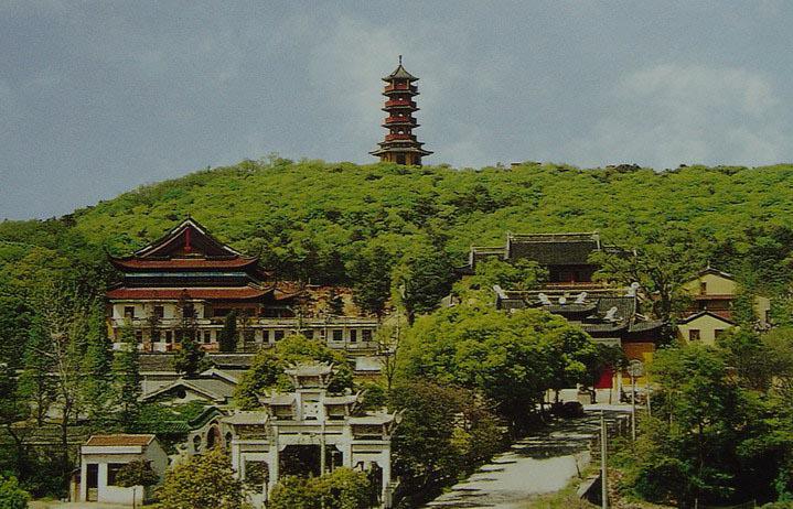 愛情谷最新房價(jià)揭秘，巷弄深處的獨(dú)特風(fēng)情與誘人房價(jià)